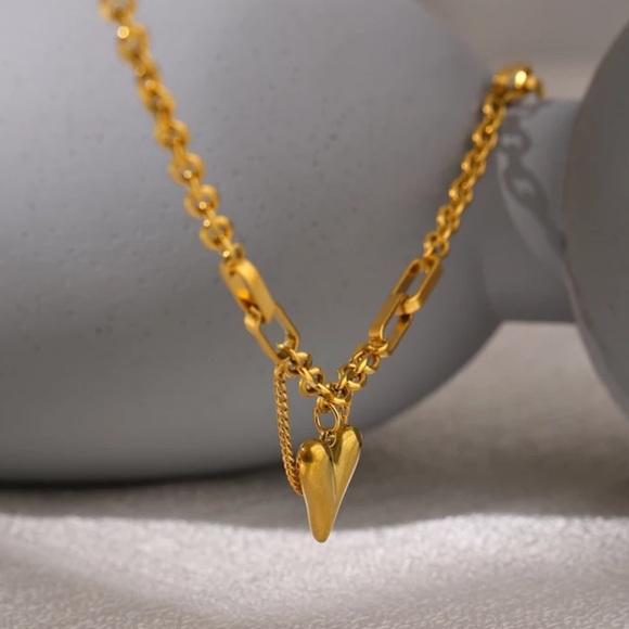 💛Gold plated heart romantic necklace - Picture 5 of 6